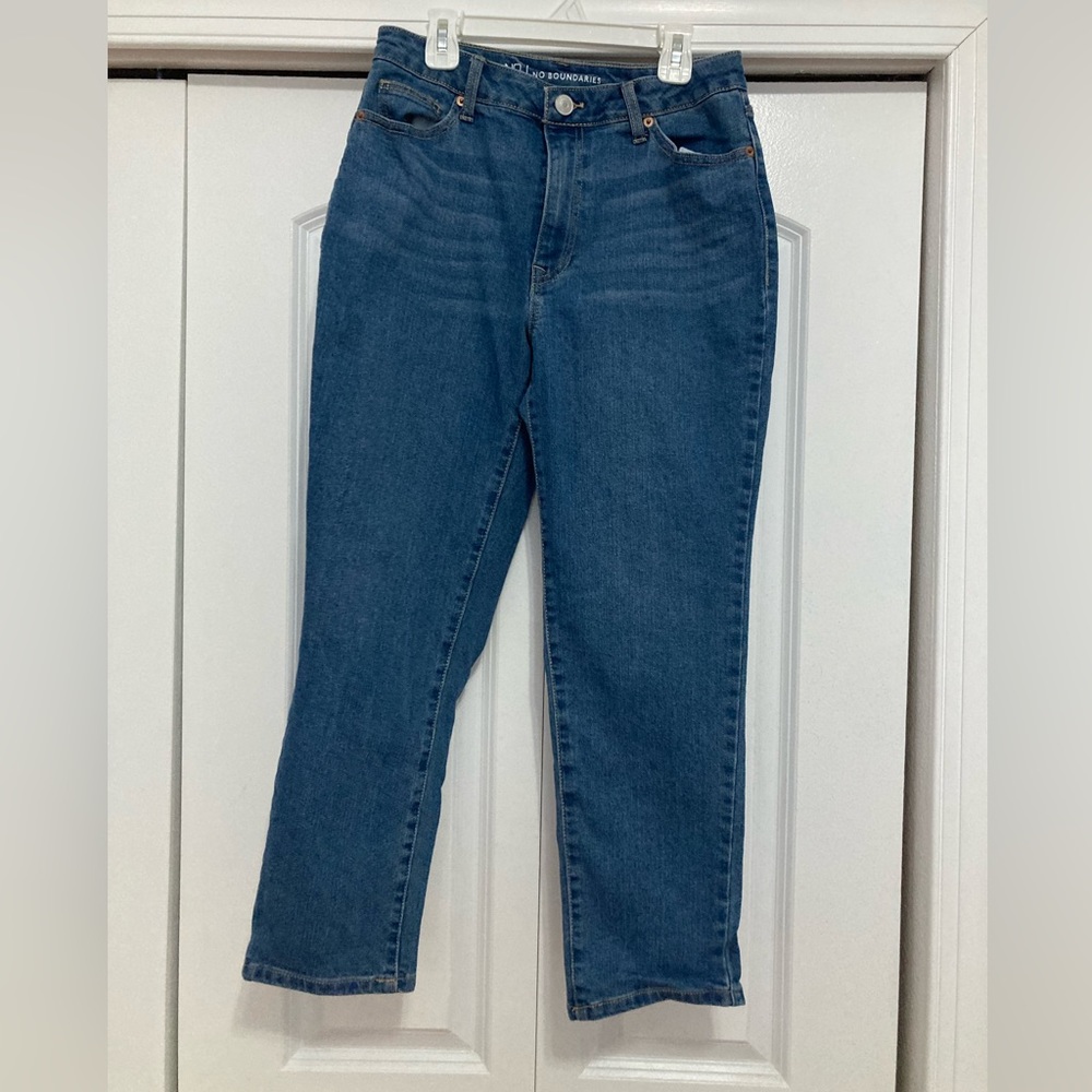 No Boundaries jeans
